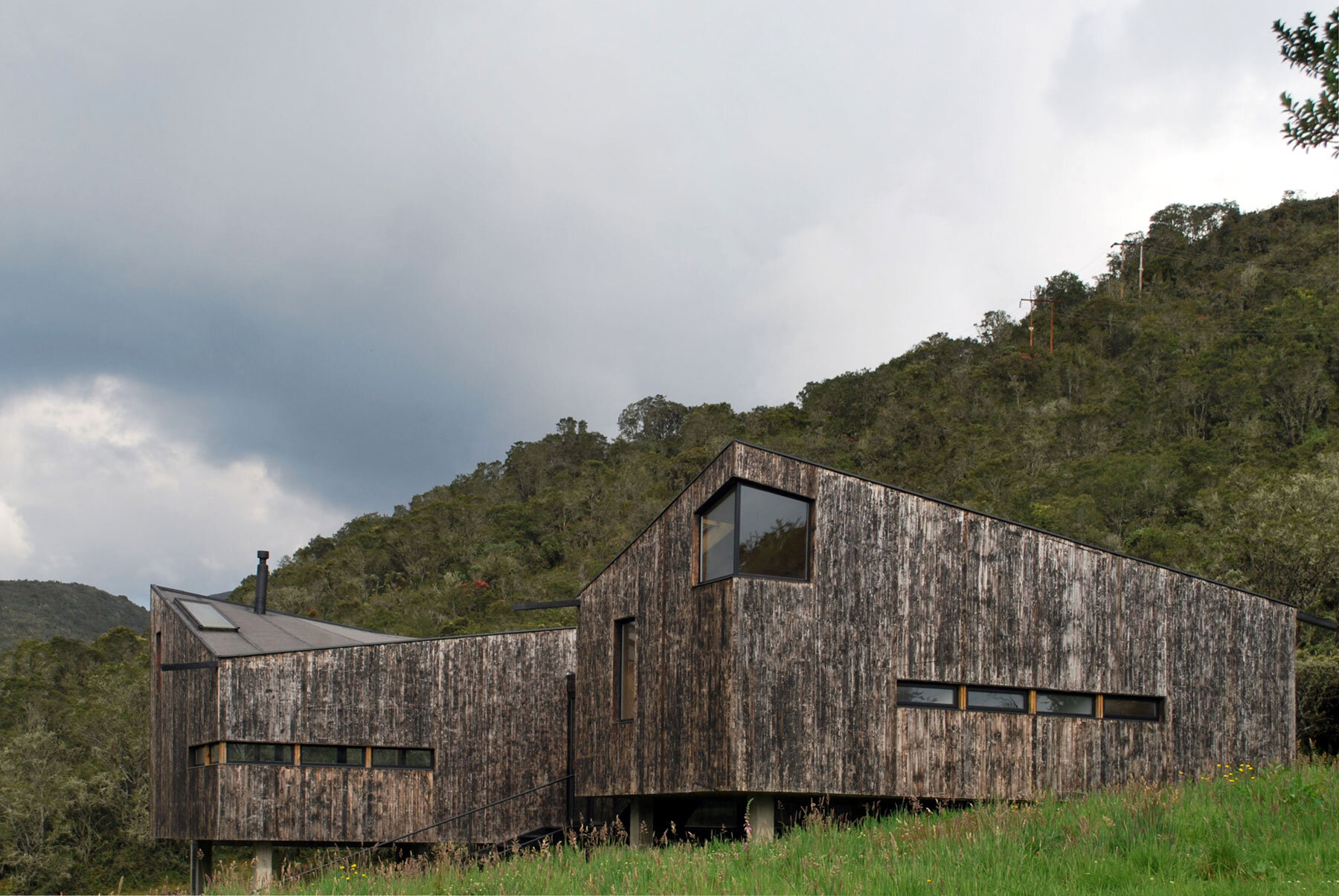 ZITA-house-paramo-colombia-designboom-06a