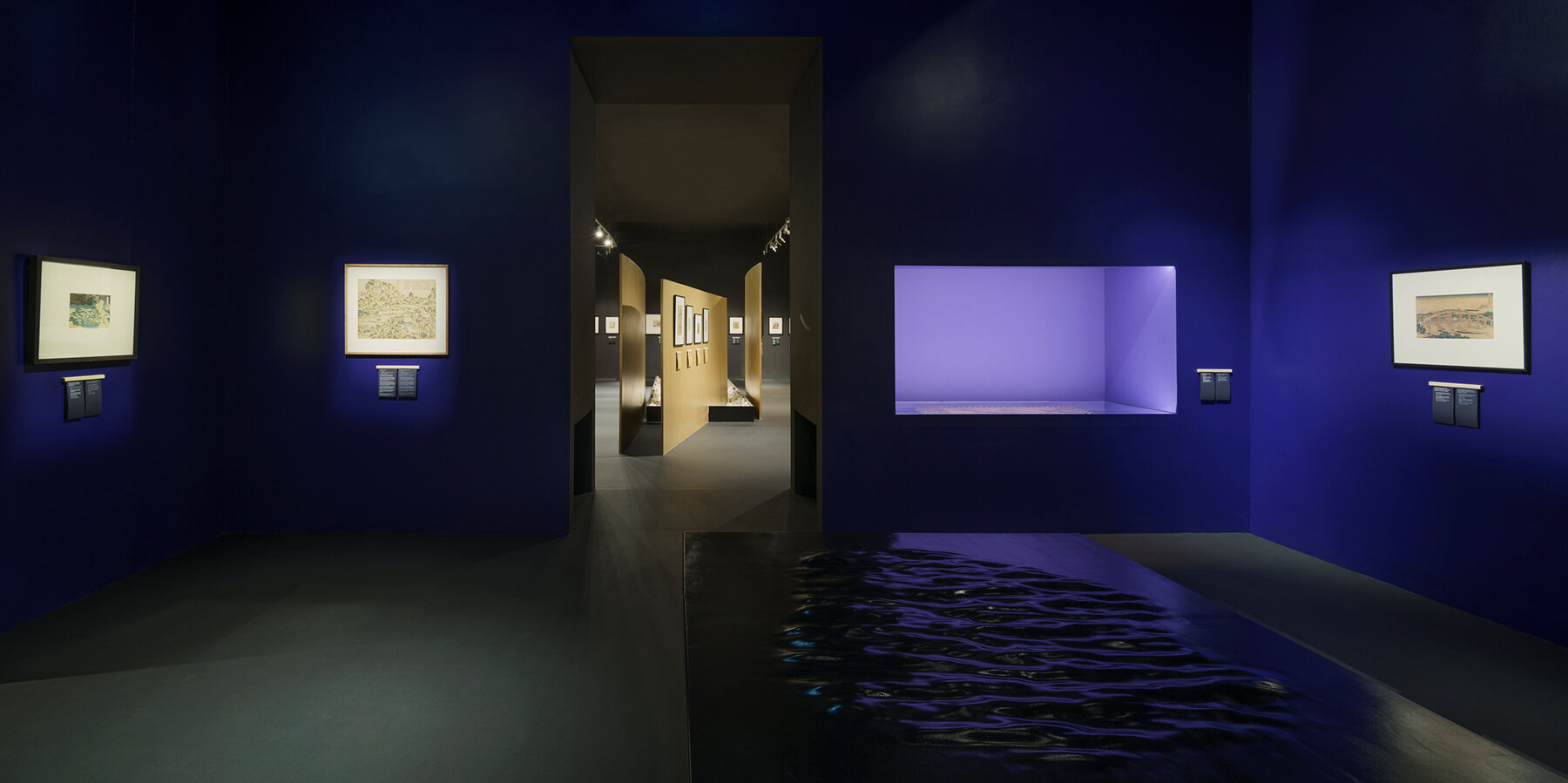 hokusai-passages-exhibition-NArchitekTURA-designboom-08a