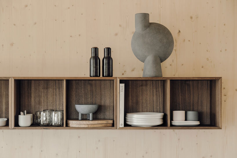 koto design completes cantilevered 'falcon house' in the cotswolds