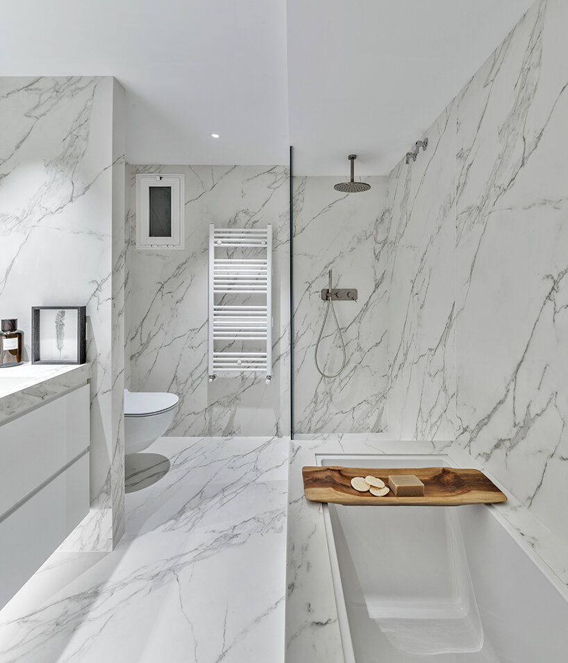 neolith's eco-friendly sintered stone stylizes ultra-hygienic bathrooms