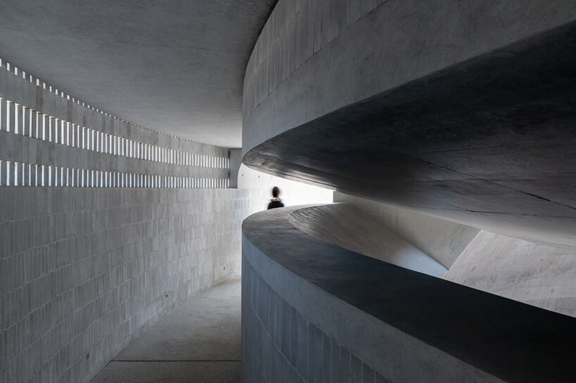 neri & hu completes a whiskey distillery in china to honor the duality of nature