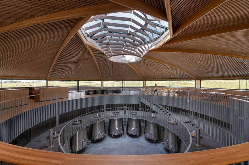 foster + partners completes its le dôme winery in bordeaux, france