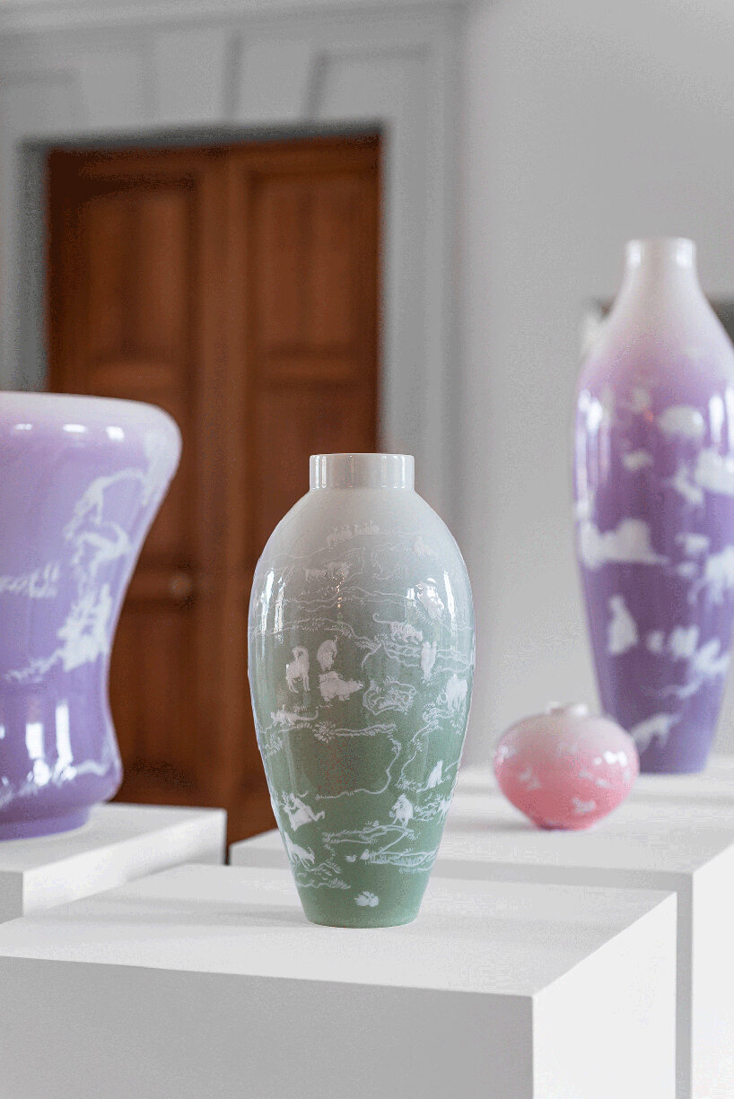 yang jiechang depicts the superiority of nature on a series of embossed vases
