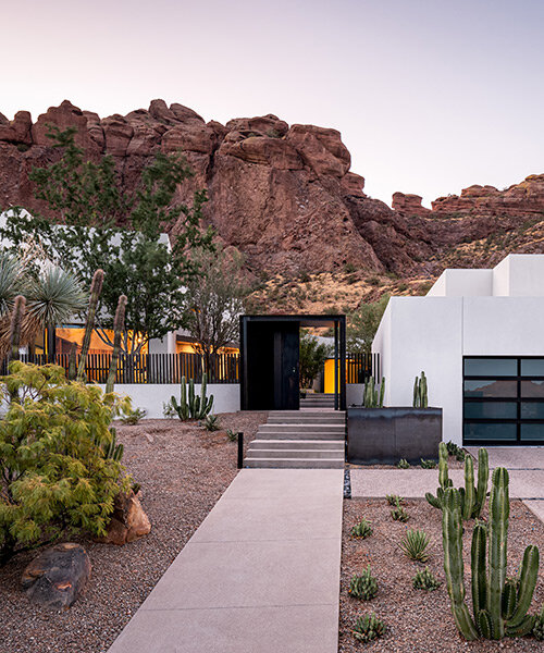 studio 180 degrees design+build veils a home into arizona's red mountains
