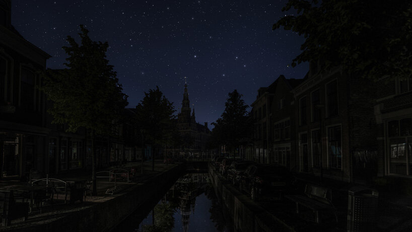 Don Roosevelt en UNESCO deden traditioneel de Nederlandse stadslichten uit om de sterren te zien