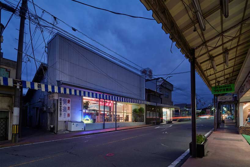 spicy architects + OFDA reactivate mount fuji city with a new café