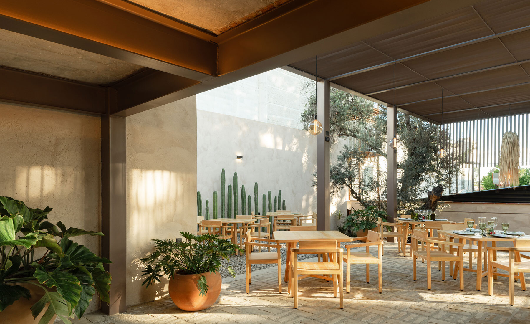 espacio-18-mozabe-designboom-fullwidth
