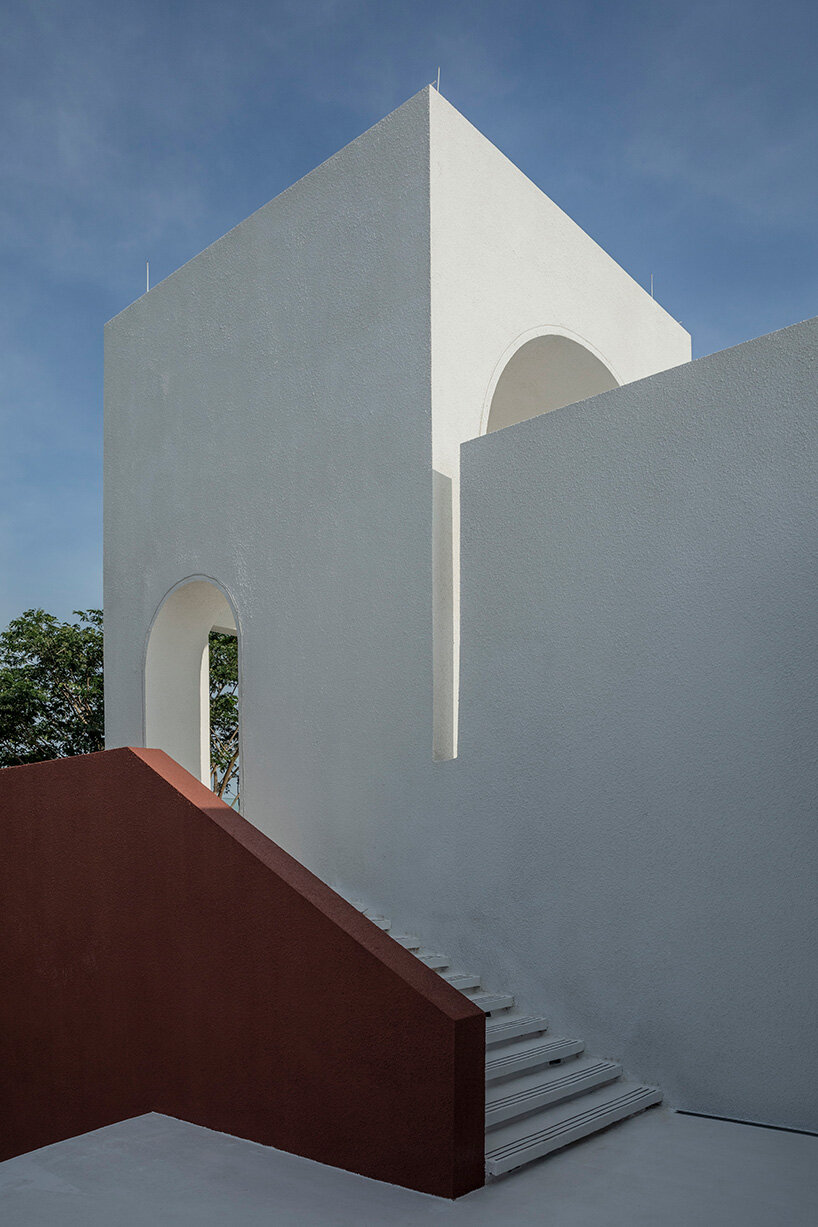 the dysis church of poly shallow sea in china rotates to face the sunset