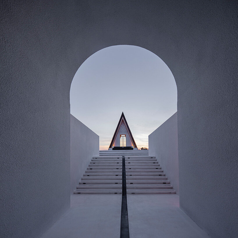 the dysis church of poly shallow sea in china rotates to face the sunset