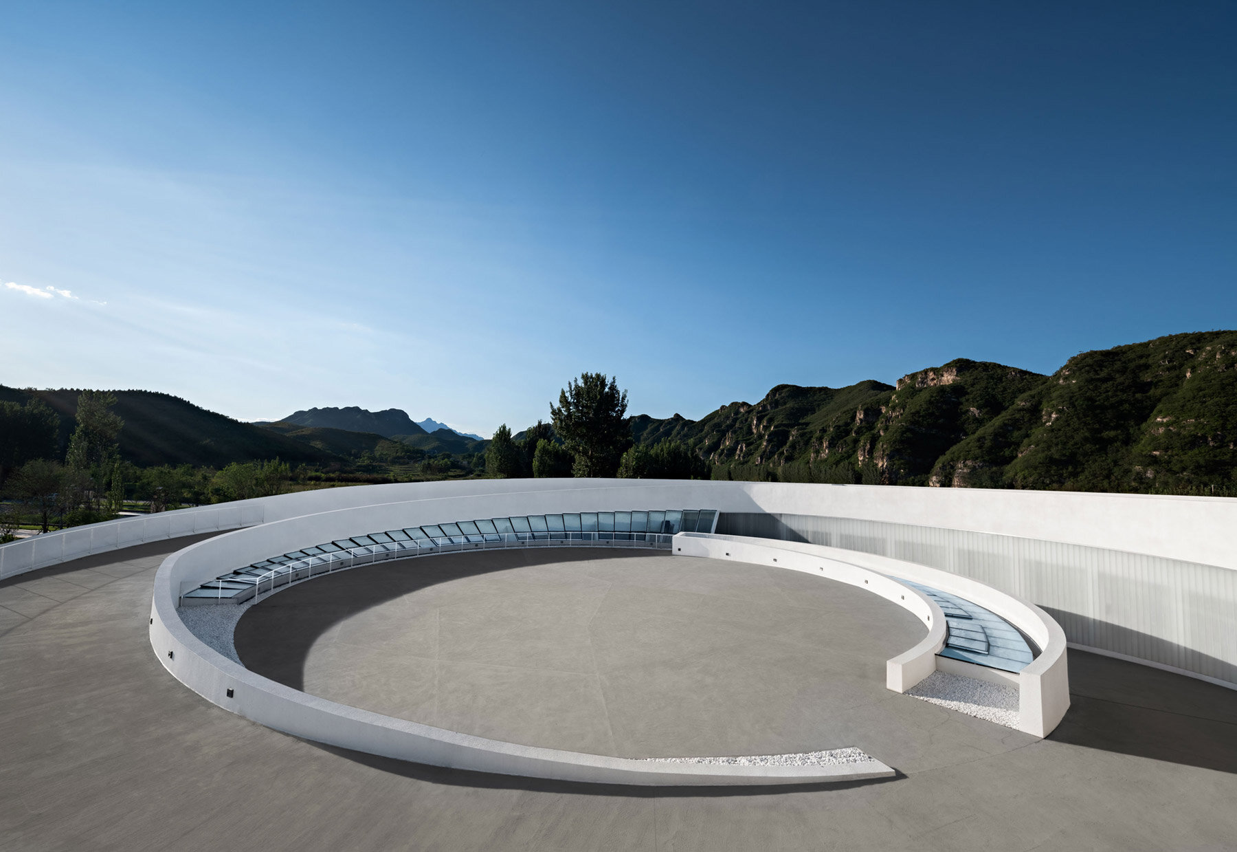 tiangang-art-center-syn-architects-designboom-08a