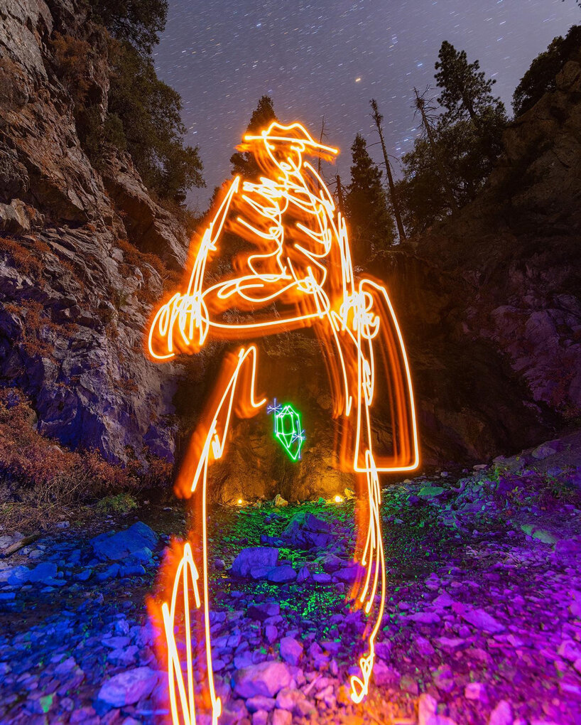 DARIUSTWIN's stop motion western is made from over 600 light paintings