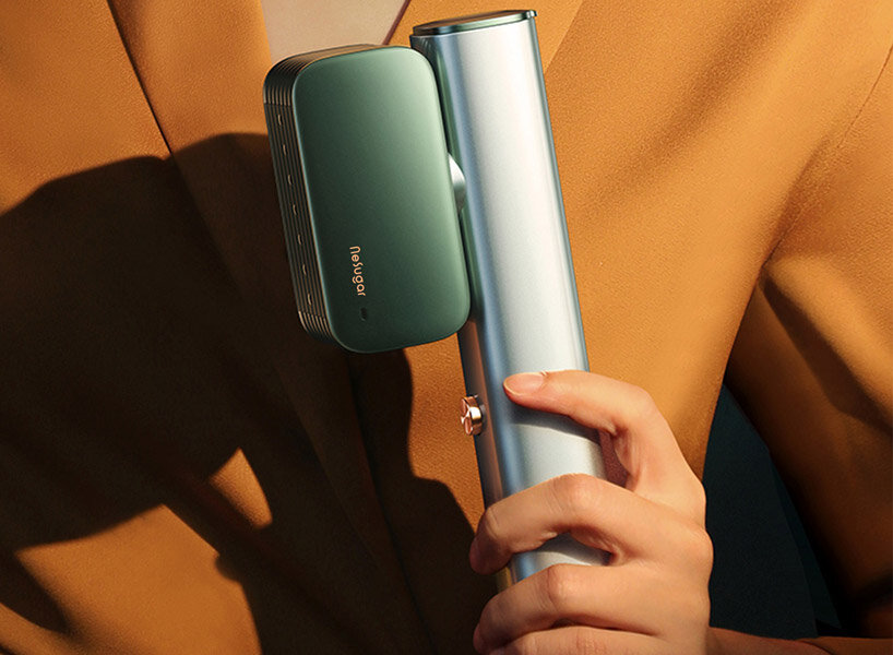 portable, lightweight clothes steamer rotates 90 degrees for flat and vertical ironing