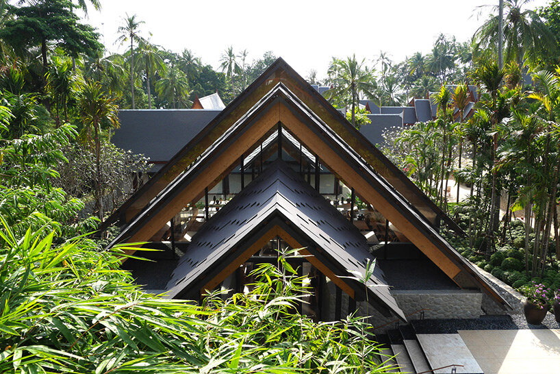 kengo kuma tops retail pavilion in thailand with rhythmic sequence of floating roofs