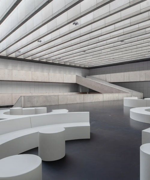 kuba & pilař architekti wraps its concrete university building in a skin of rounded glass