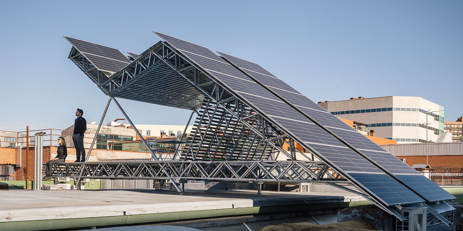 photovoltaic-shade-designboom-full-1