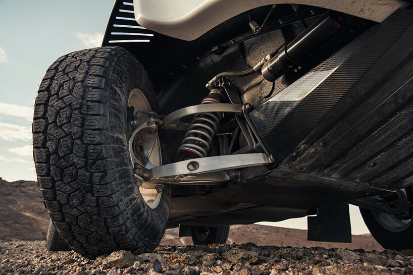 off-road power machine porsche 911 baja is being auctioned - keen to bid?