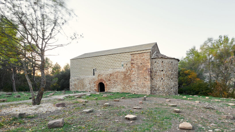 sebastián arquitectos restores an old hermitage along spain's camino de santiago