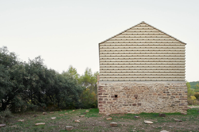 sebastián arquitectos restores an old hermitage along spain's camino de santiago
