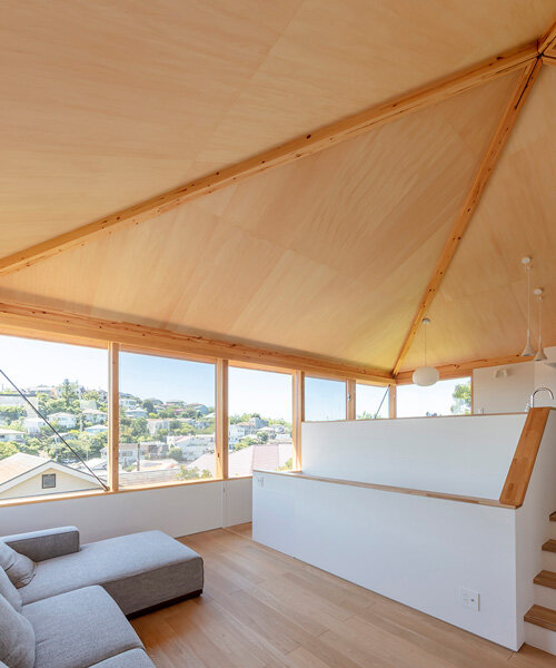 wood-clad ceiling tops y.murakami architects' family house in japan