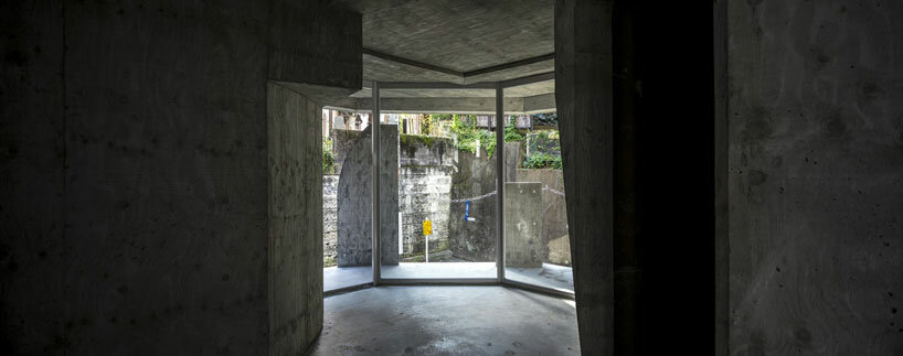 AAOAA disrupts architectural conventions with irregular concrete building in tokyo