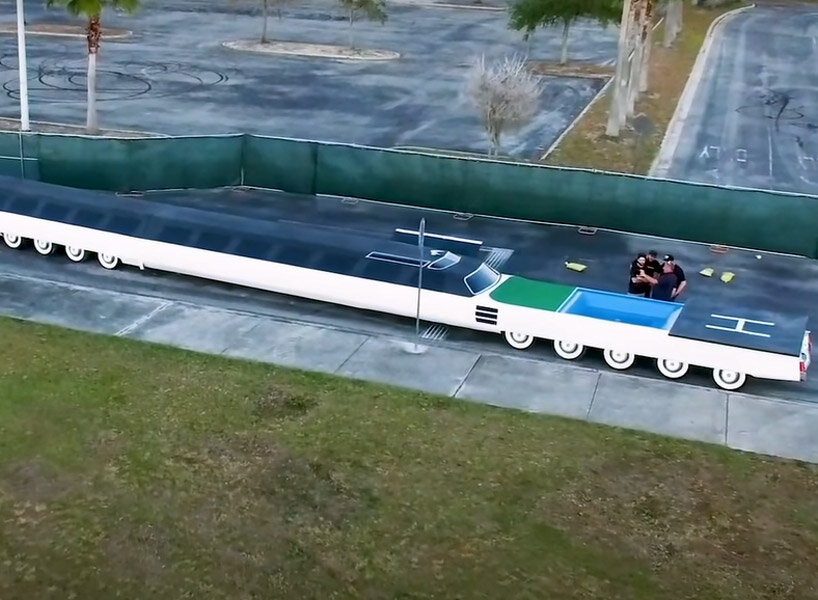 100-feet world's longest car complete with a swimming pool, golf course, and helipad