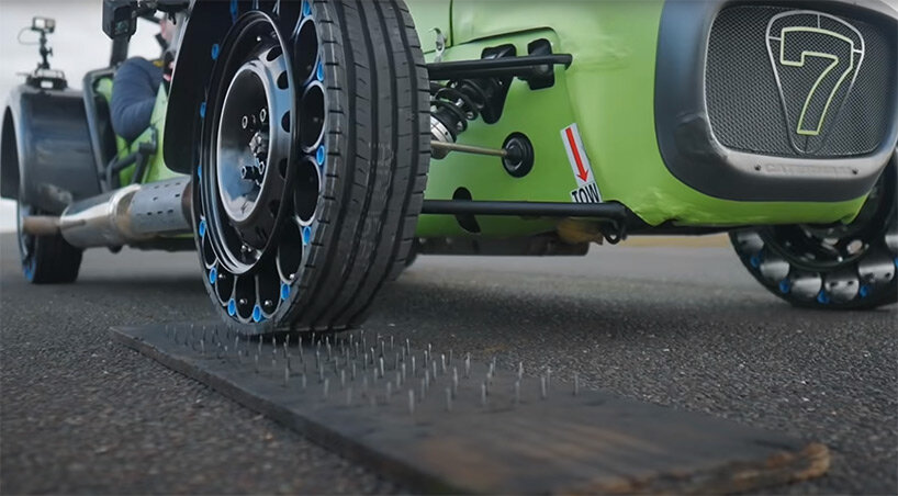 DIY airless tires made of PVC pipes, bolts and nuts