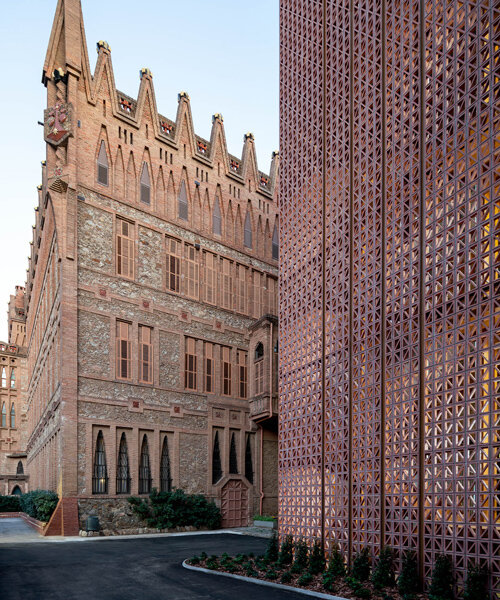 alongside historic gaudí, pich architects wraps staircase extension in delicate latticework