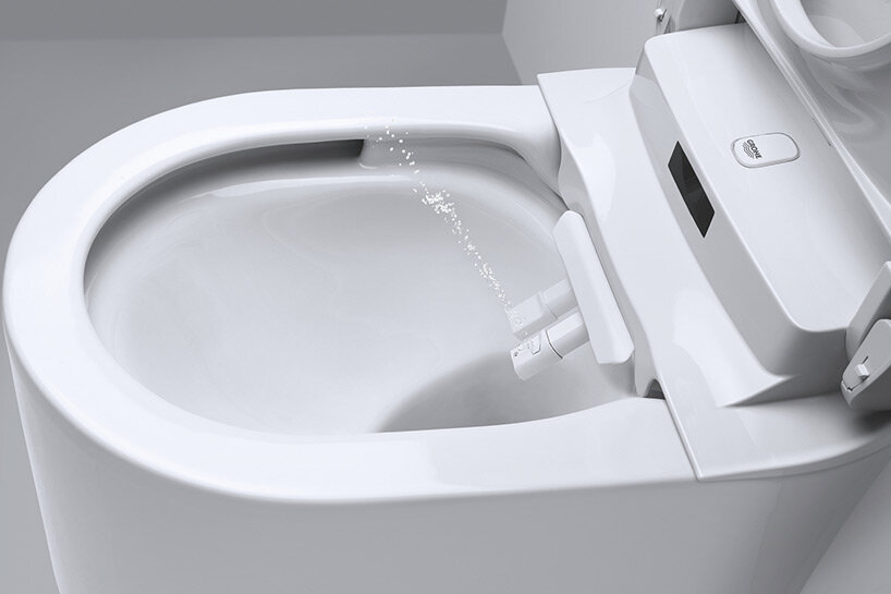 GROHE shower toilet combines self-cleaning hygiene and functionality