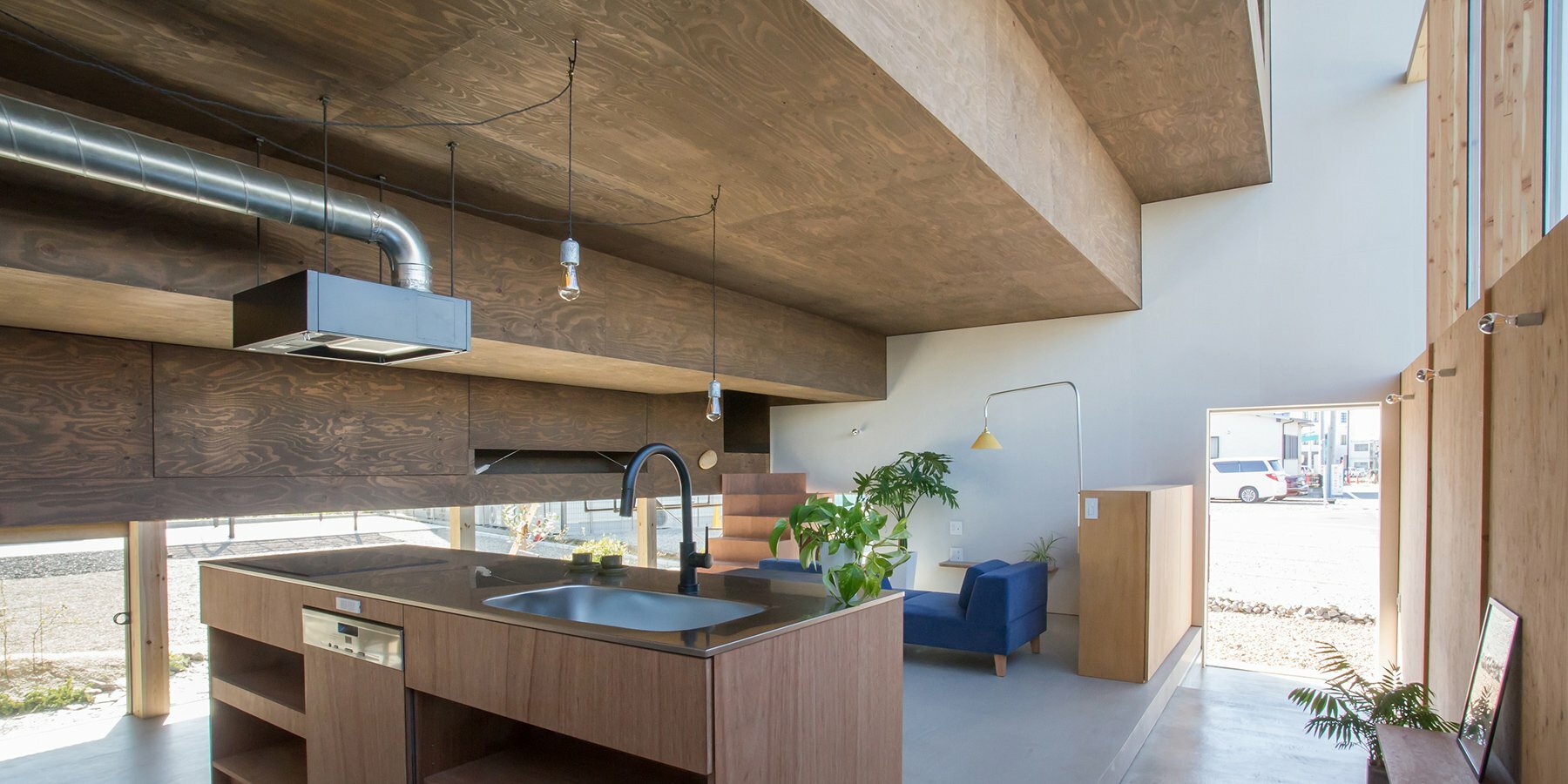 house-st-1-1-architects-residential-urban-scales-aichi-japan-designboom-04