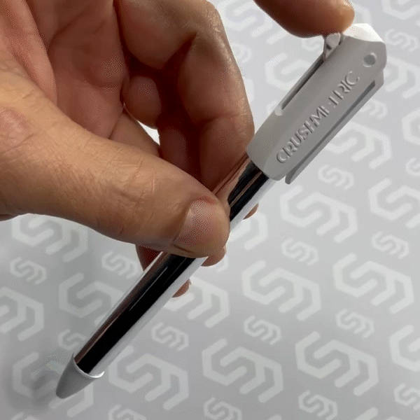 noah deledda's shapeshifting pen crinkles like a crushed aluminum can