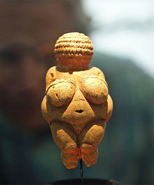 archaeological mystery solved: research traces venus of willendorf back to northern italy
