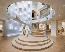Louis Vuitton Maison store by Peter Marino, Paris – France