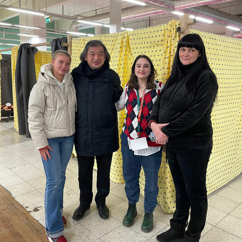 shigeru ban and VAN install paper partition shelters for ukrainian refugees in europe