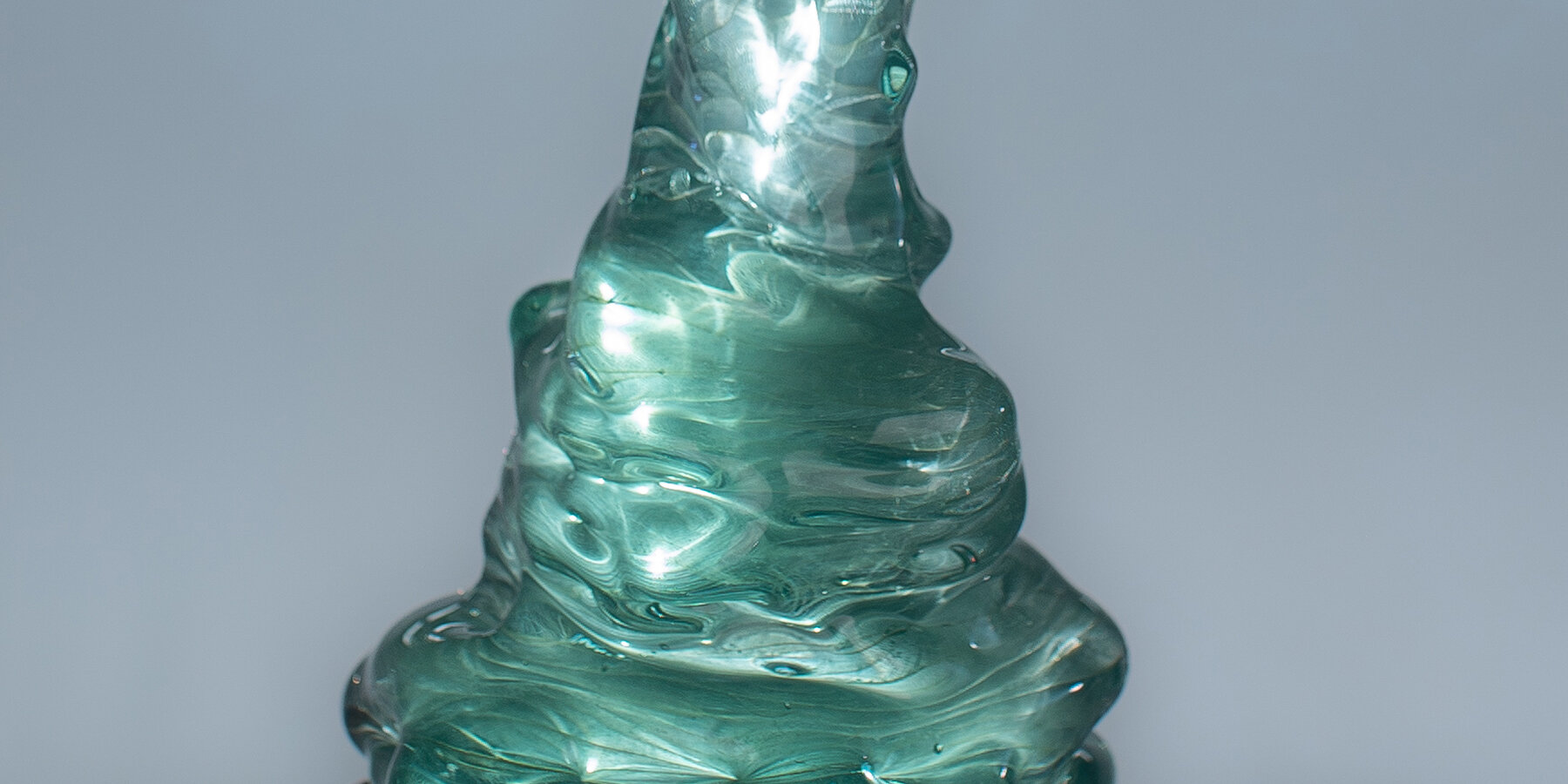 women-empowerment-trophy-we-league-designboom-21800