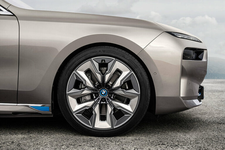 BMW Unveils Its New All-electric I7, A Blend Of Luxury And Sustainability