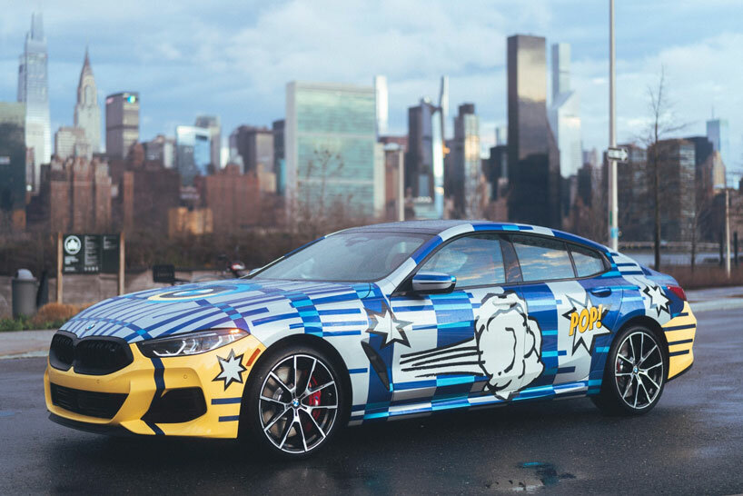 JEFF KOONS X BMW: سيارة فنية موقعة من الفنان تُباع في مزاد كريستي الخيري مقابل 475 ألف دولار