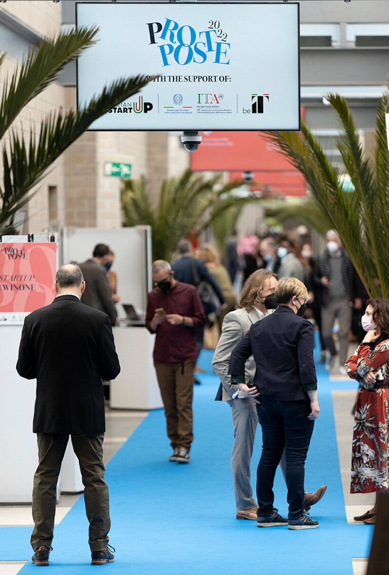 proposte 2022 opens as festival of fabrics in-person and online
