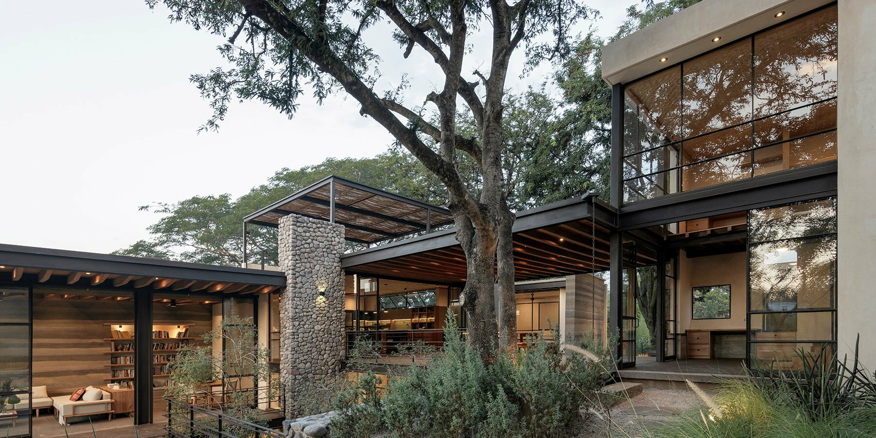 rammed-earth-chukum-local-materials-residence-historic-mexican-hacienda-designboom-01