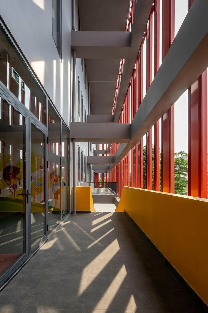 BHA architecture builds school campus in vietnam using movement & modules