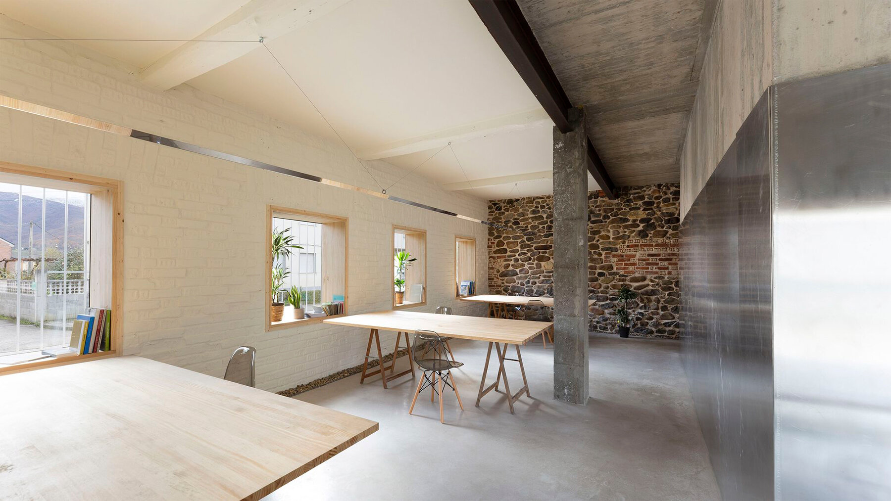 MCVR-arquitectos-AA308-coworking-office-designboom-08a