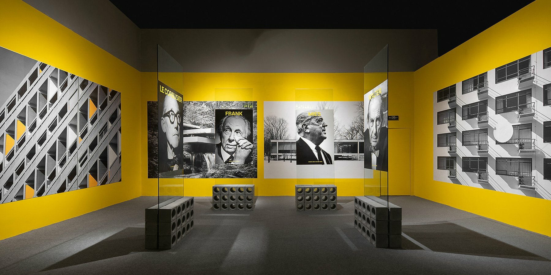 a-modern-moment-exhibition-designboom-full-1