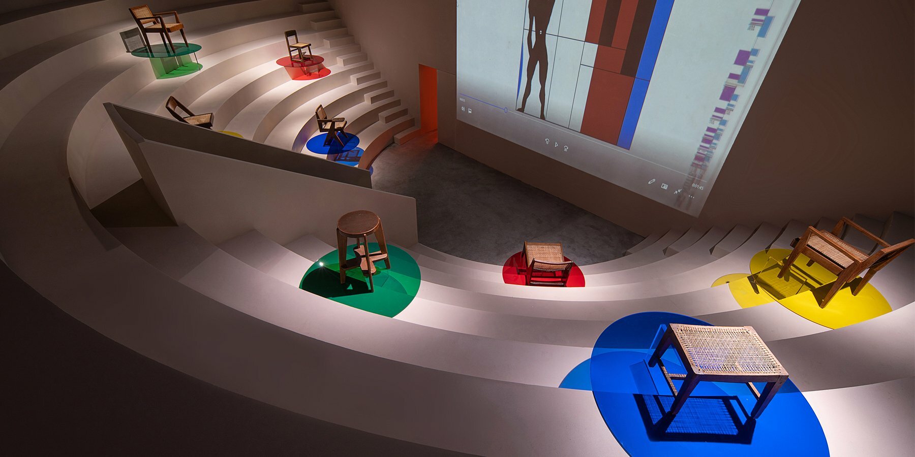 a-modern-moment-exhibition-designboom-full-2