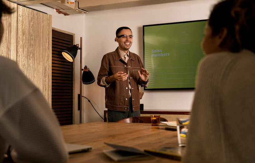 AI-powered smart glasses for the blind can read and recognize faces