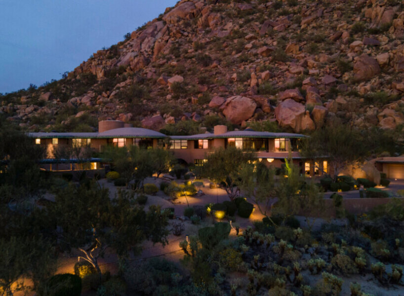 UFO-shaped residence designed by a frank llyod wright apprentice now up ...