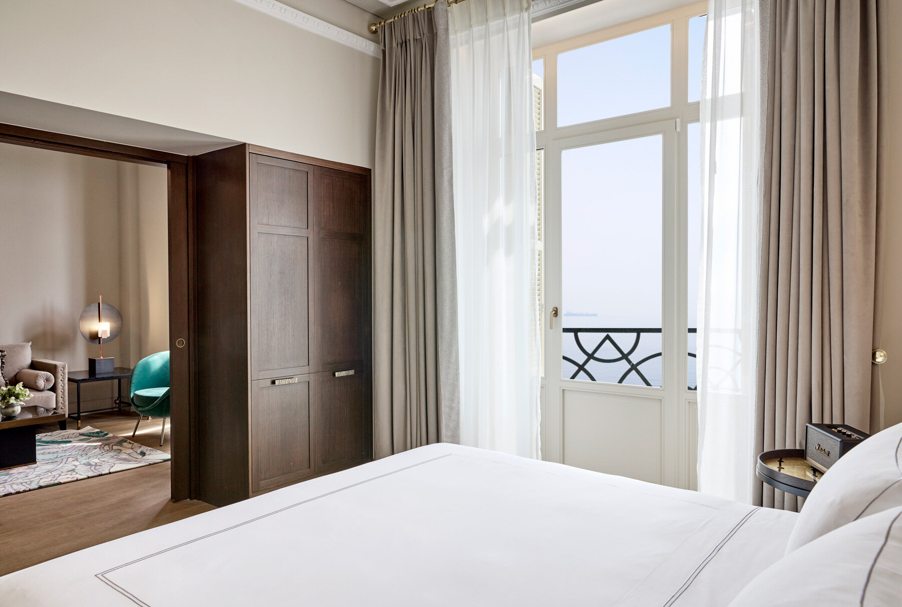 on-residence-hotel-revives-iconic-heritage-building-in-thessaloniki-seafront-designboom-large