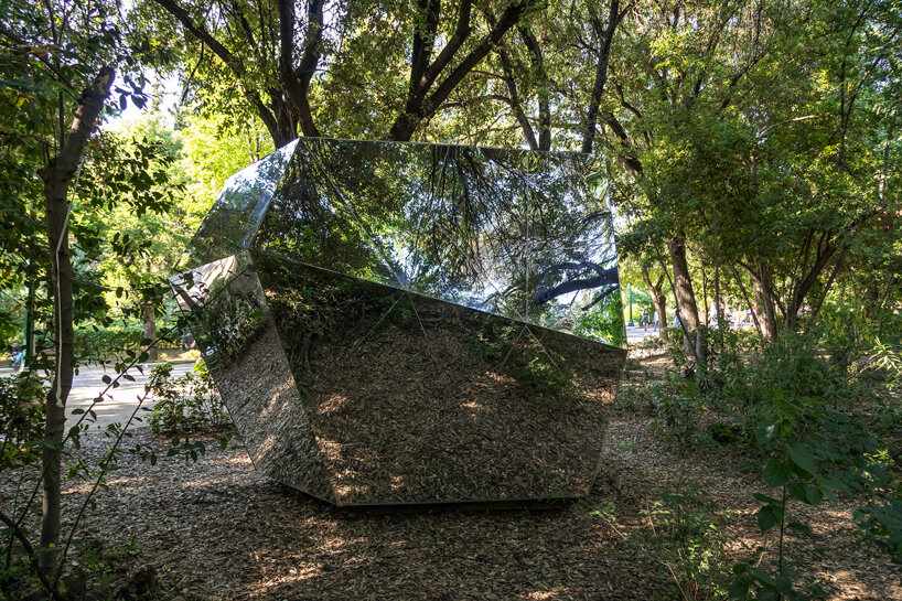 plásmata: refik anadol, SpY, tony oursler + more exhibit public digital artworks in athens