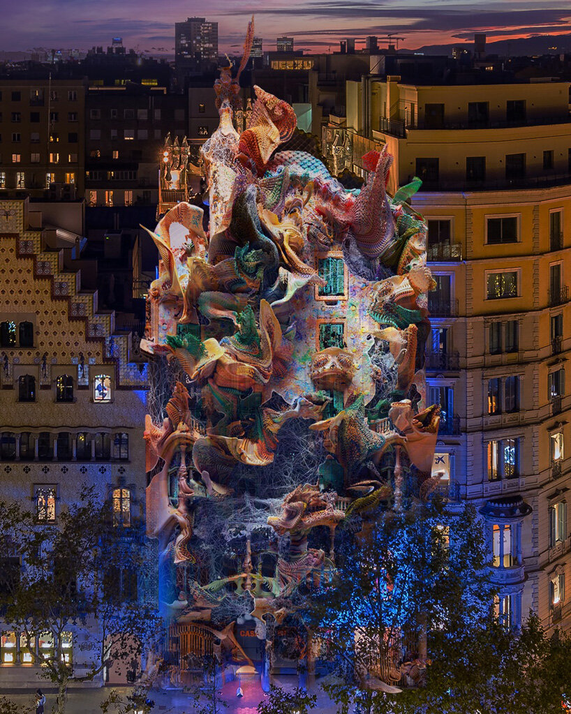 dynamic NFT of gaudí's iconic casa batlló by refik anadol sells at christie's for $1.38M