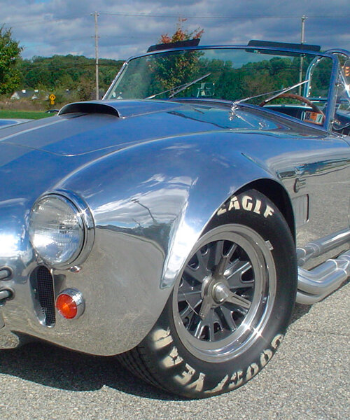 this rare shelby cobra CSX4000 features a handcrafted aluminum body