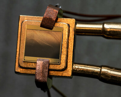 milestone thermophotovoltaic cell converts 40% of heat energy to electricity