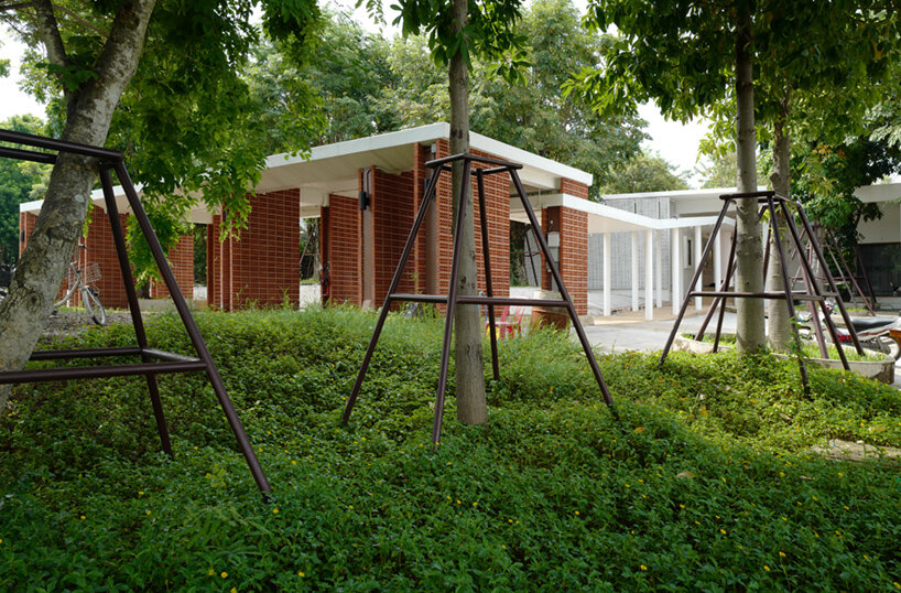 ekar architects walk house